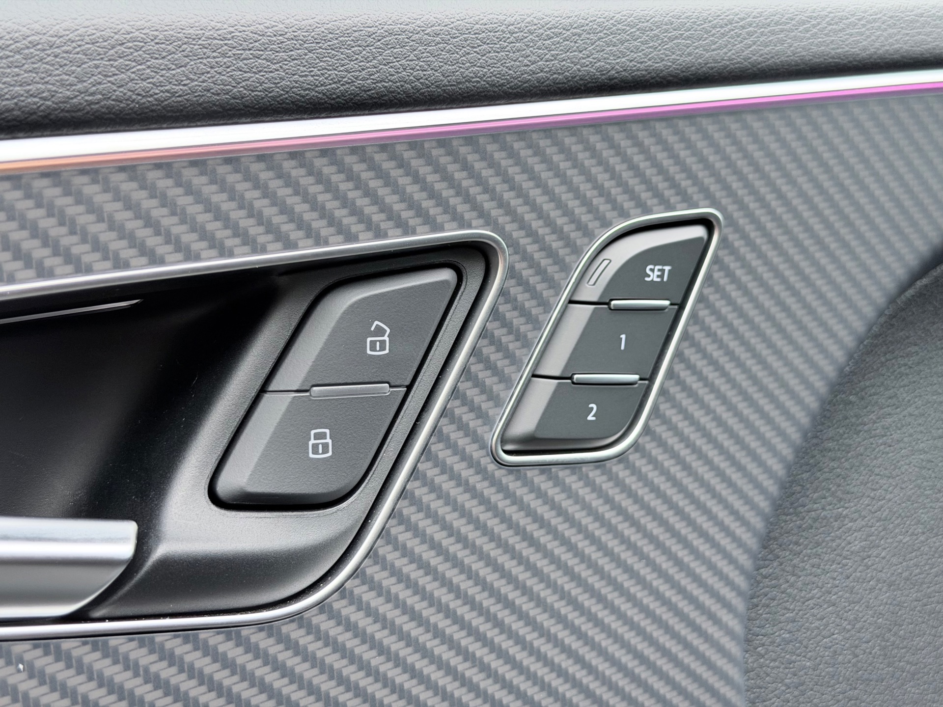 Audi Q8 60 TFSI e quattro Pro Line S Competition (2026), foto 17