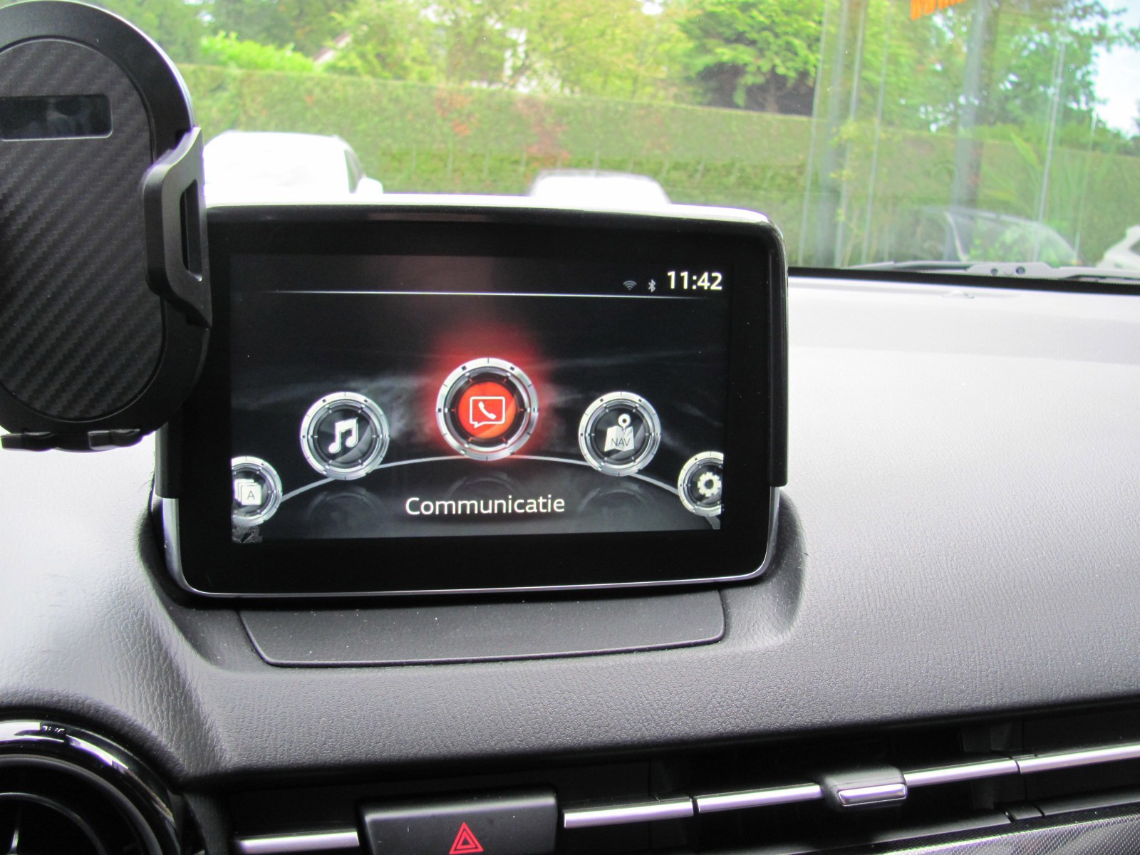 Mazda 2 1.5 Skyactiv-G TS (2016), foto 12