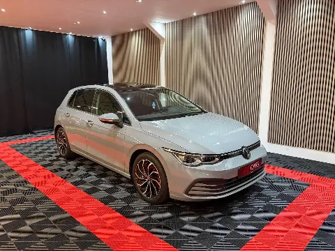 Volkswagen GOLF 1.5 eTSI Style DSG (2021)