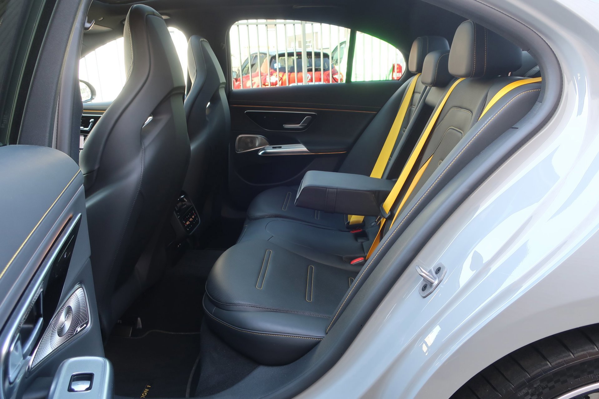 Mercedes-Benz E-klasse AMG 53 4MATIC (2025), foto 25