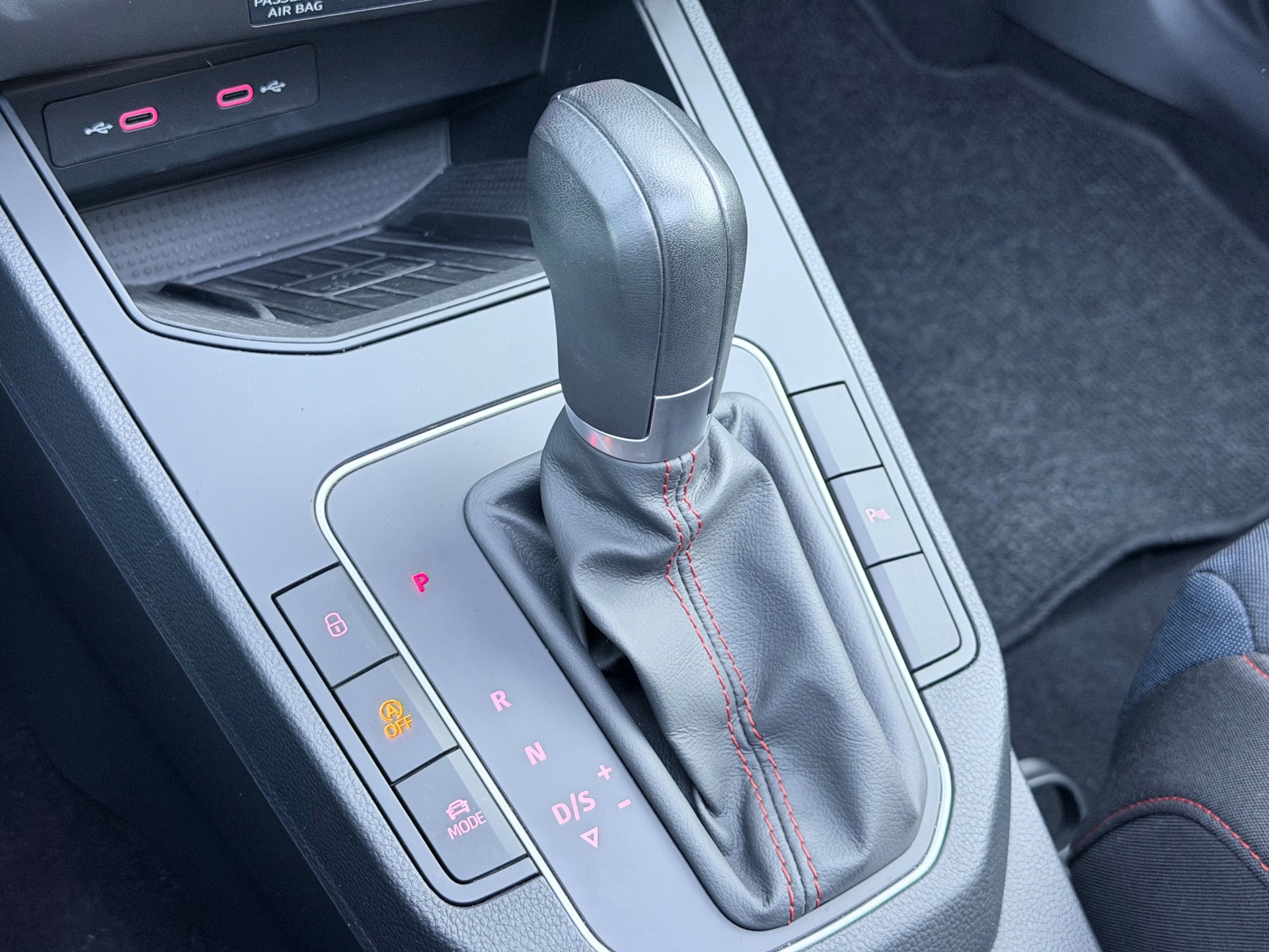 Seat Ibiza 1.0 EcoTSI FR (2023), foto 18