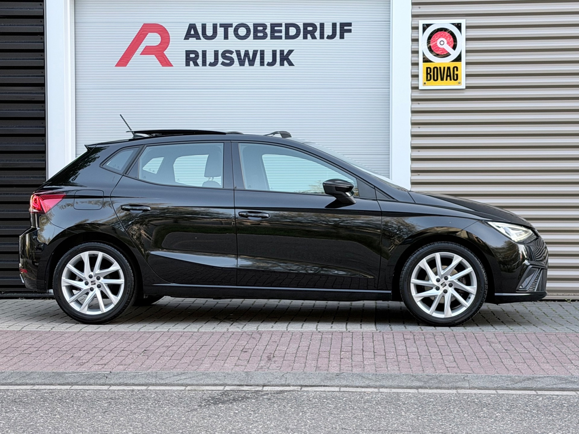 Seat Ibiza 1.0 EcoTSI FR (2023), foto 5