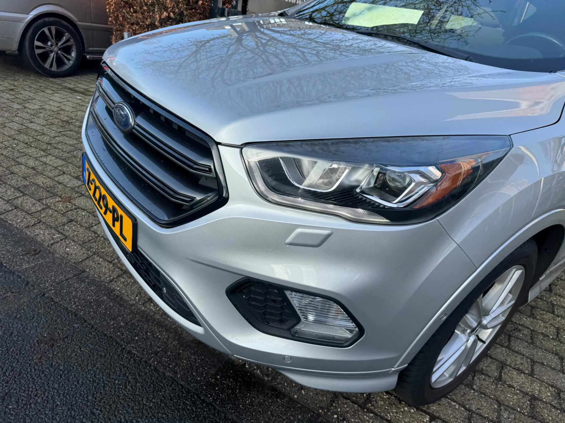 Ford Kuga 1.5 EcoBoost ST Line 113.695 (2017), foto 121