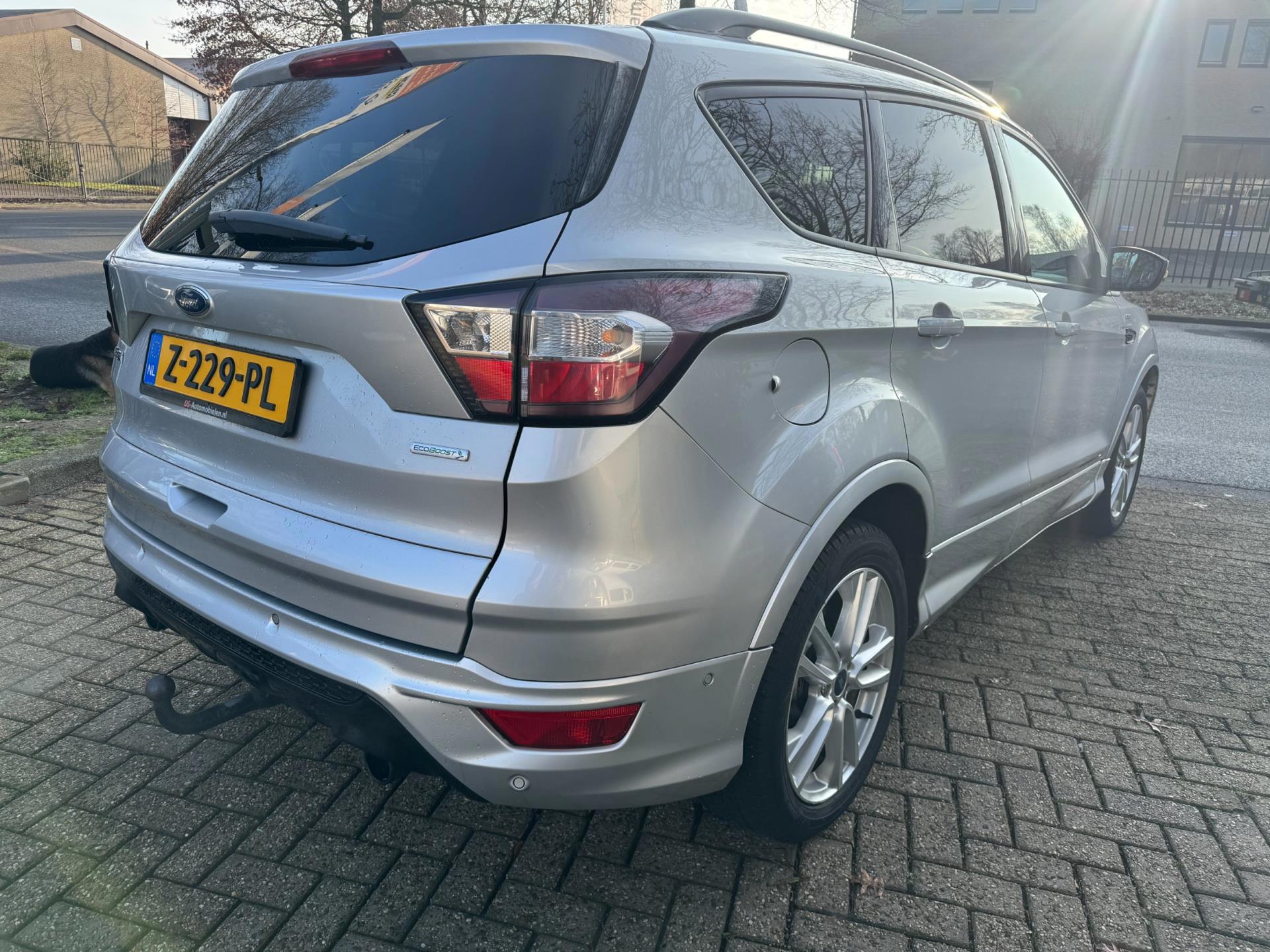 Ford Kuga 1.5 EcoBoost ST Line 113.695 (2017), foto 17