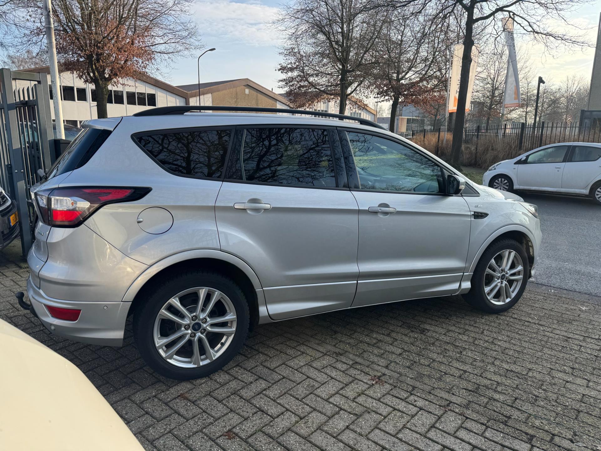 Ford Kuga 1.5 EcoBoost ST Line 113.695 (2017), foto 18