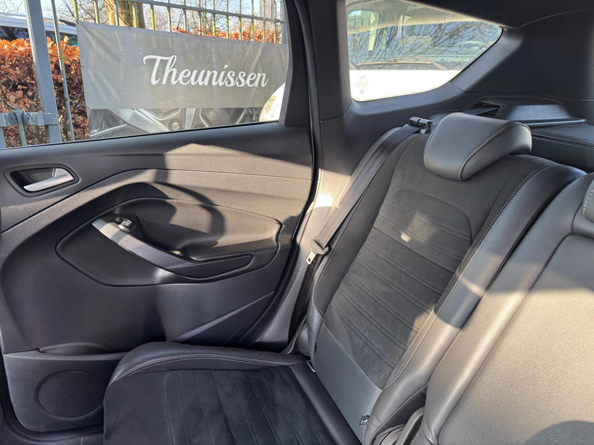 Ford Kuga 1.5 EcoBoost ST Line 113.695 (2017), foto 37