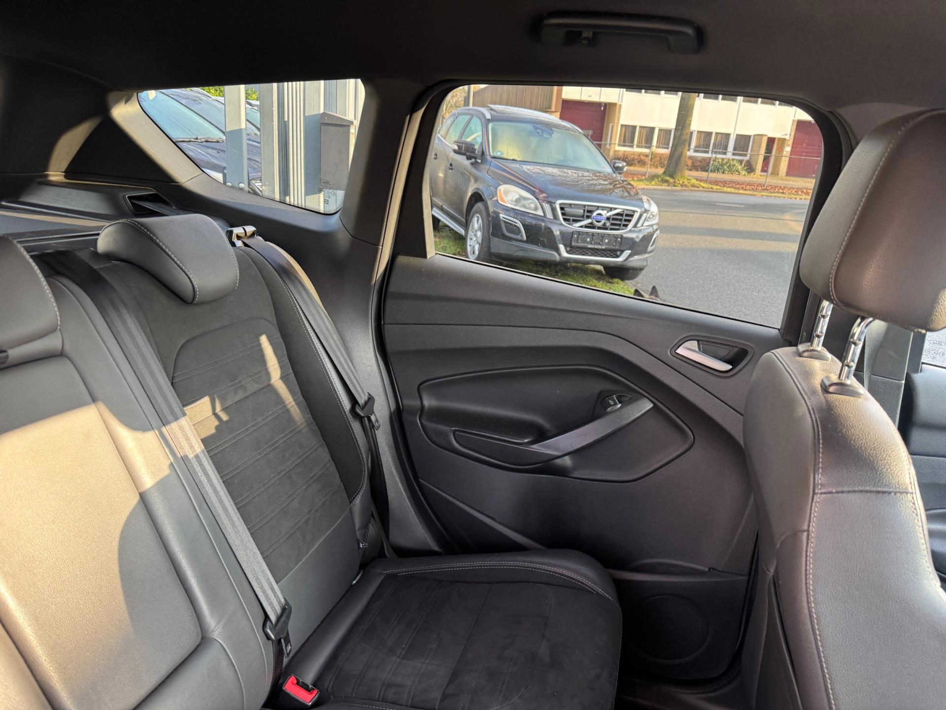 Ford Kuga 1.5 EcoBoost ST Line 113.695 (2017), foto 58