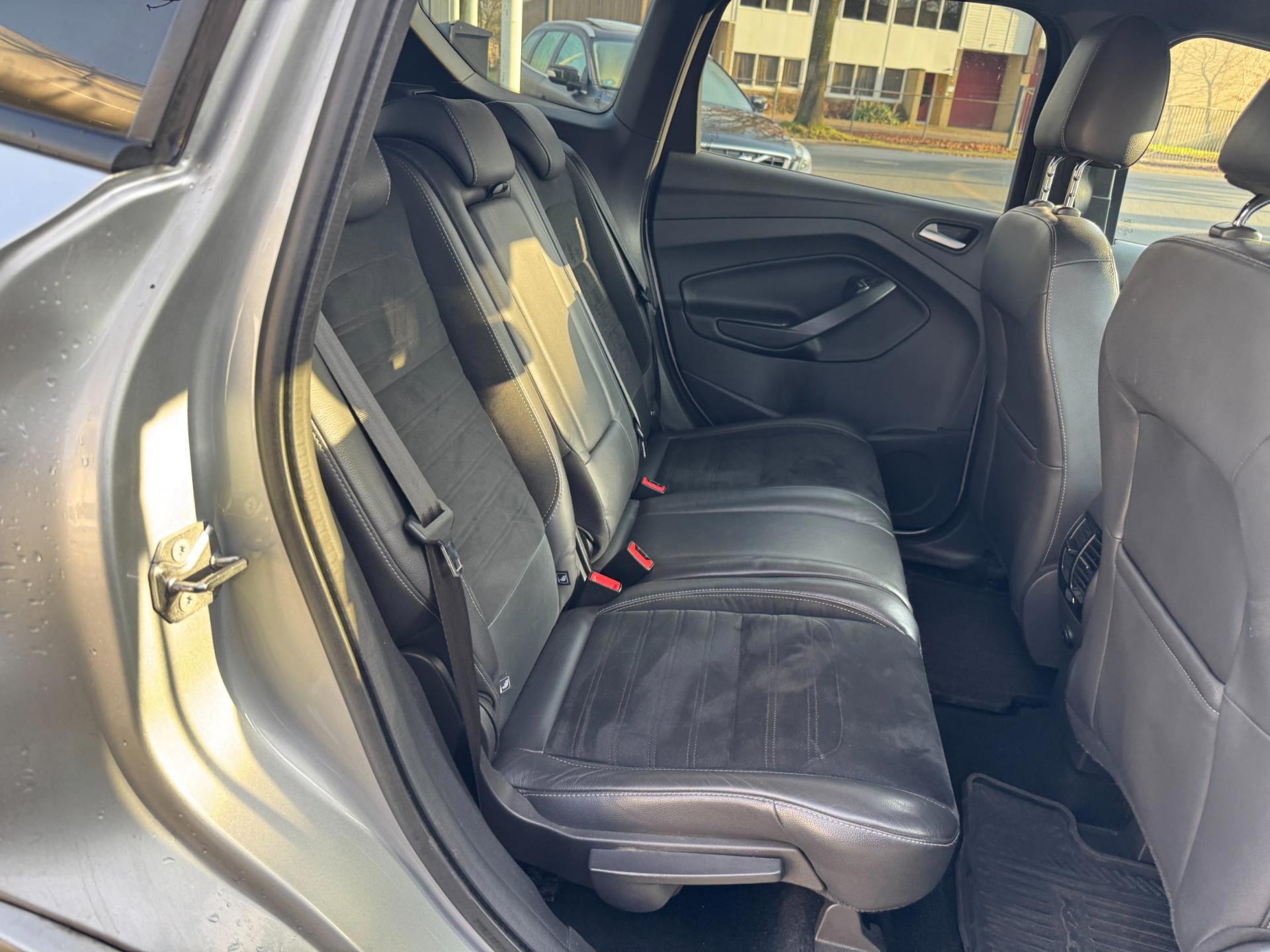 Ford Kuga 1.5 EcoBoost ST Line 113.695 (2017), foto 60