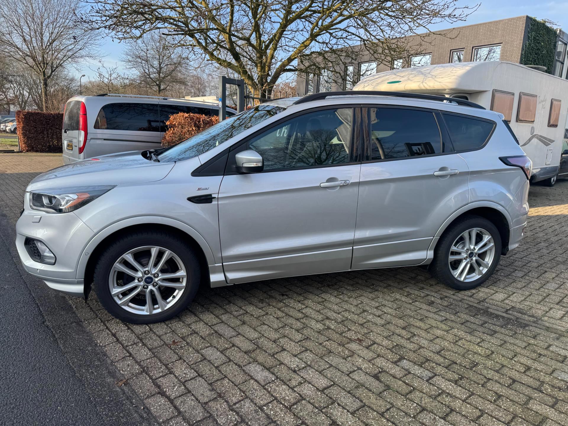 Ford Kuga 1.5 EcoBoost ST Line 113.695 (2017), foto 9