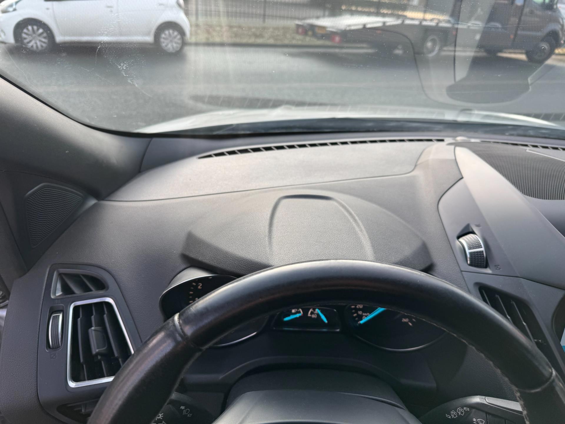Ford Kuga 1.5 EcoBoost ST Line 113.695 (2017), foto 84