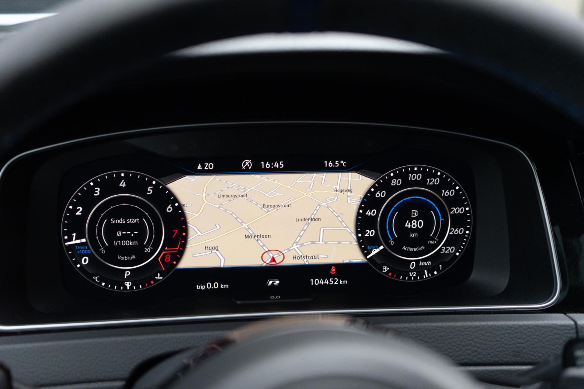 Volkswagen Golf 2.0 TSI 4Motion R (2017), foto 19