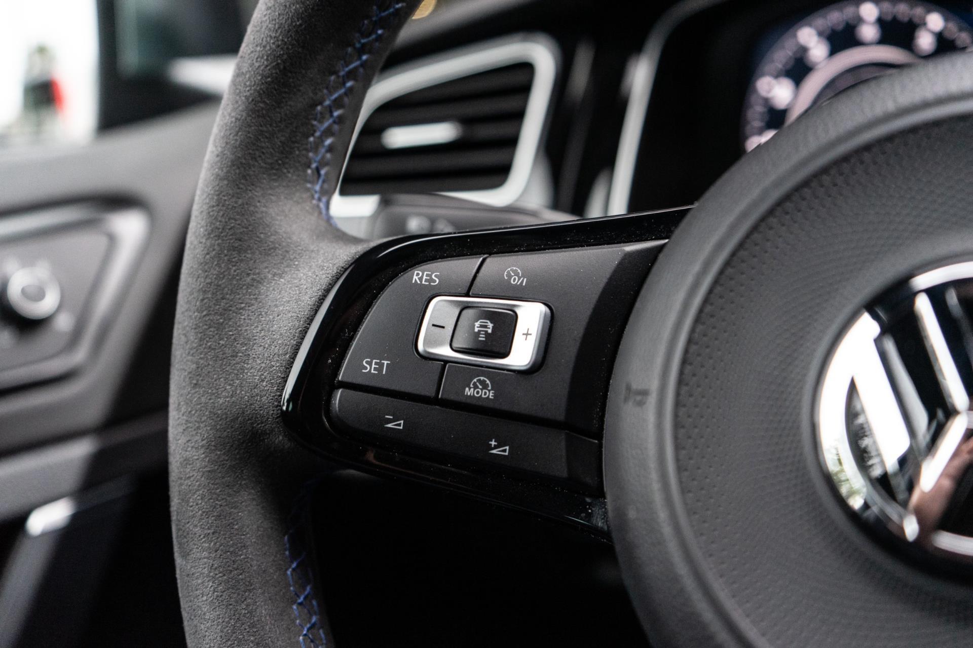 Volkswagen Golf 2.0 TSI 4Motion R (2017), foto 20