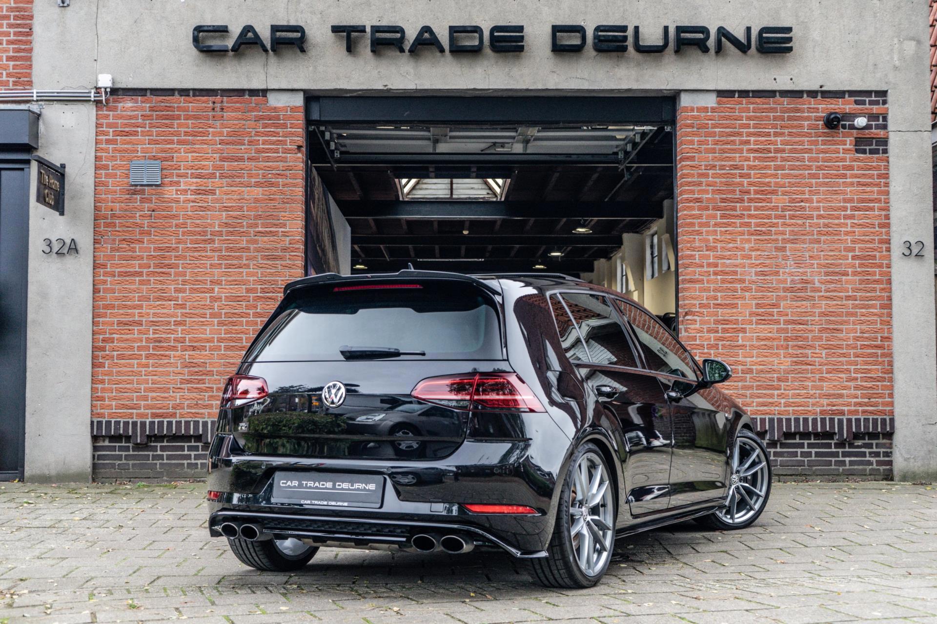 Volkswagen Golf 2.0 TSI 4Motion R (2017), foto 3