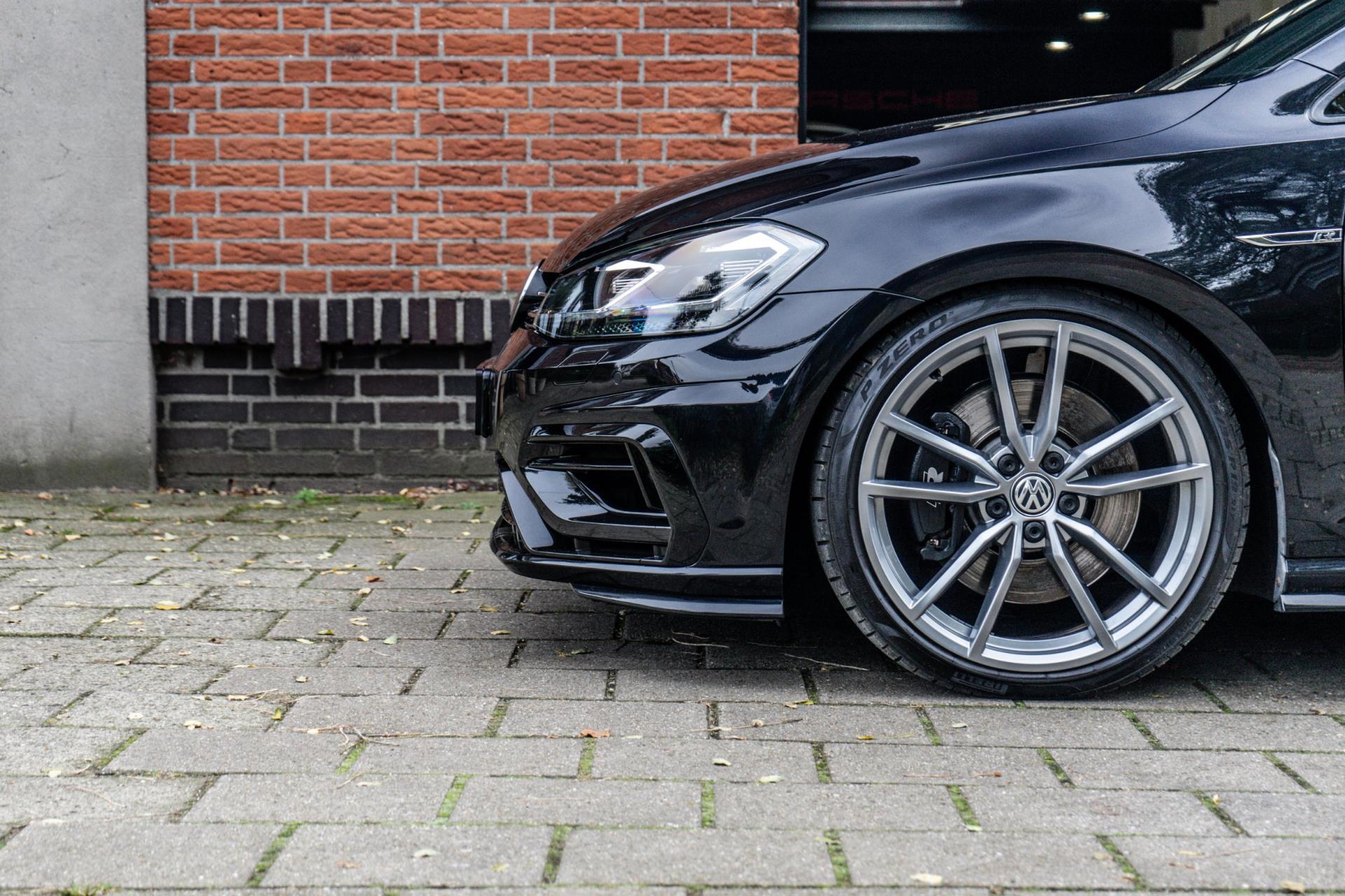 Volkswagen Golf 2.0 TSI 4Motion R (2017), foto 8