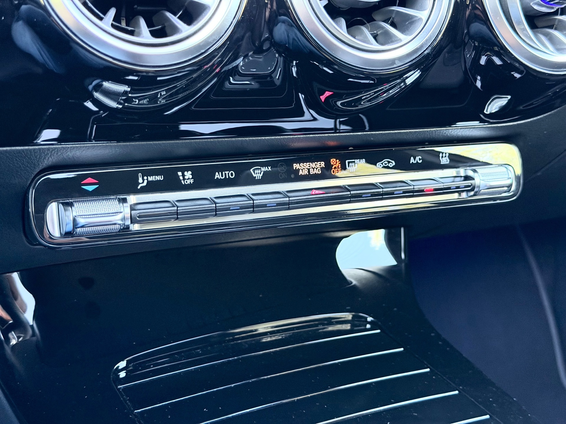 Mercedes-Benz A-klasse 250 e Premium (2021), foto 18