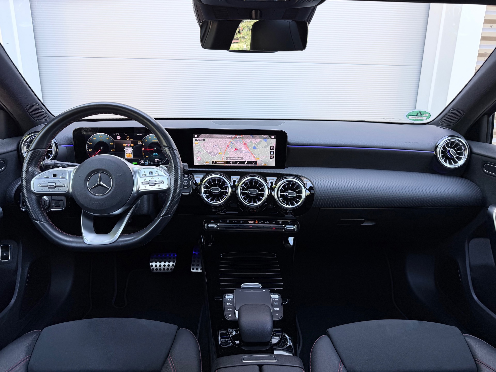 Mercedes-Benz A-klasse 250 e Premium (2021), foto 10