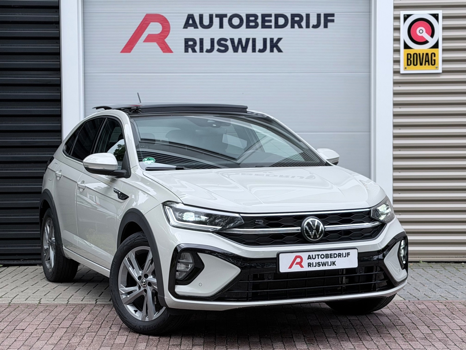 Volkswagen TAIGO 1.5 TSI R-Line (2024), foto 6
