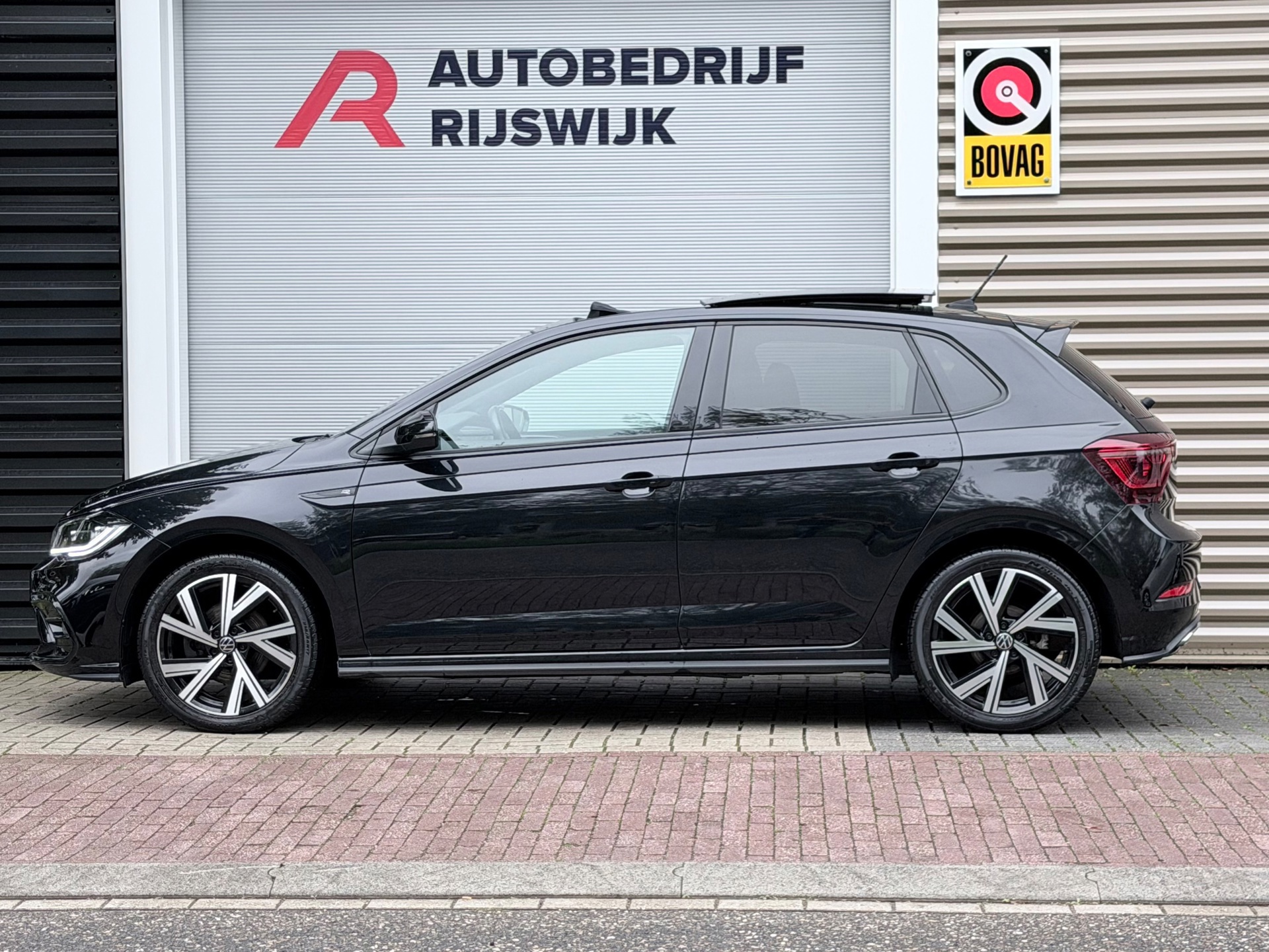 Volkswagen Polo 1.0 TSI R-Line (2022), foto 2
