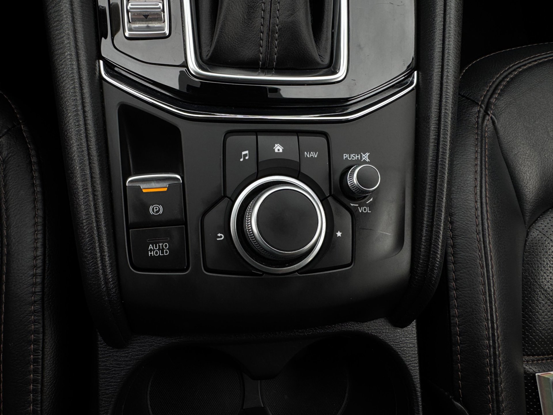Mazda CX-5 2.0 SkyActiv-G 165 Business Comfort (2019), foto 30