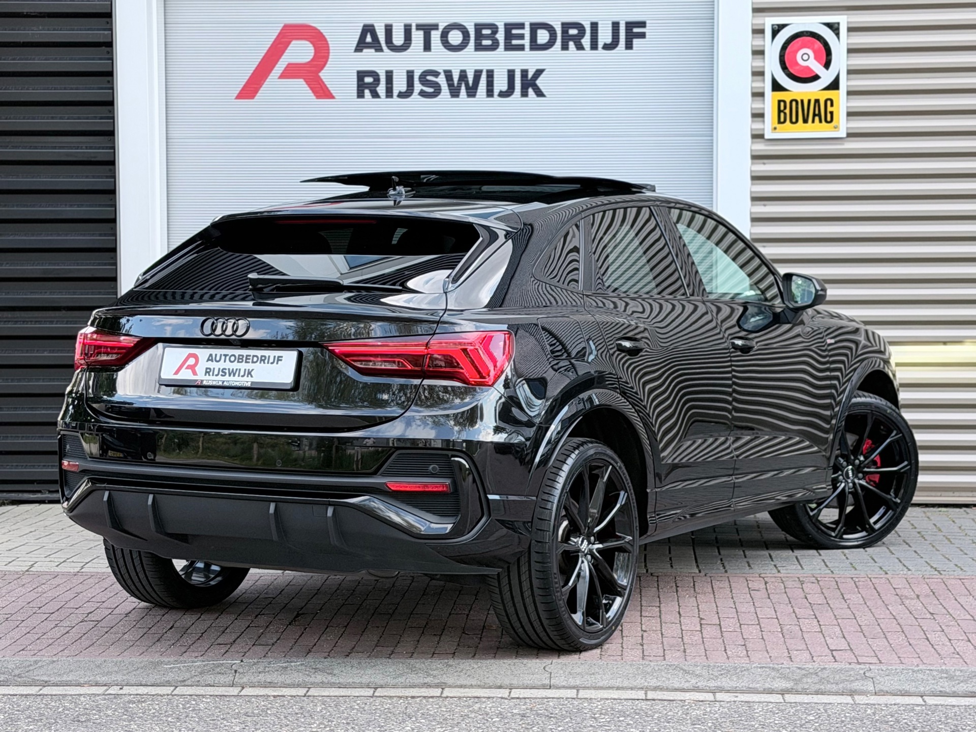 Audi Q3 Sportback 45 TFSI e S Edition (2022), foto 4