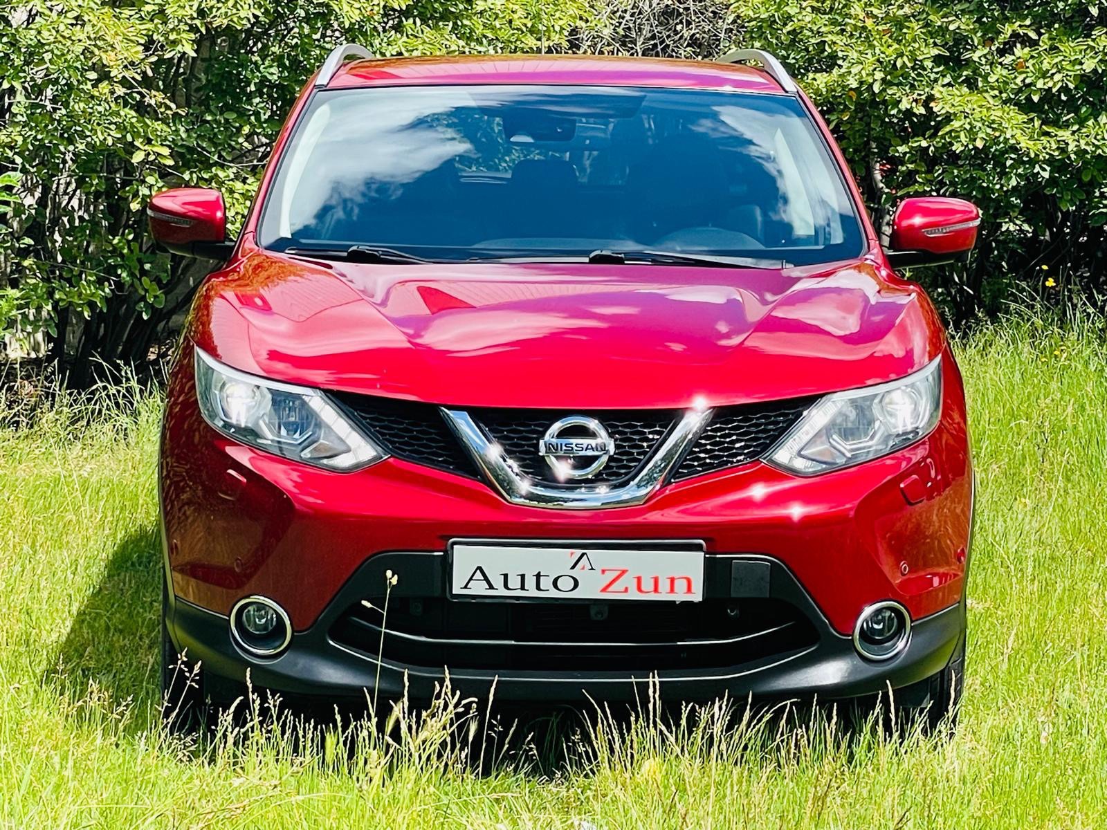 Nissan Qashqai 1.2 N-Connecta (2016), foto 2