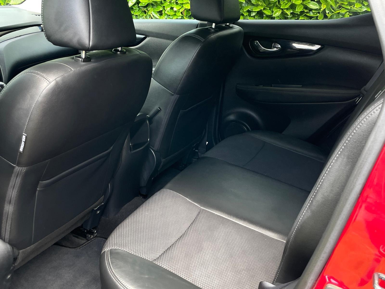 Nissan Qashqai 1.2 N-Connecta (2016), foto 11