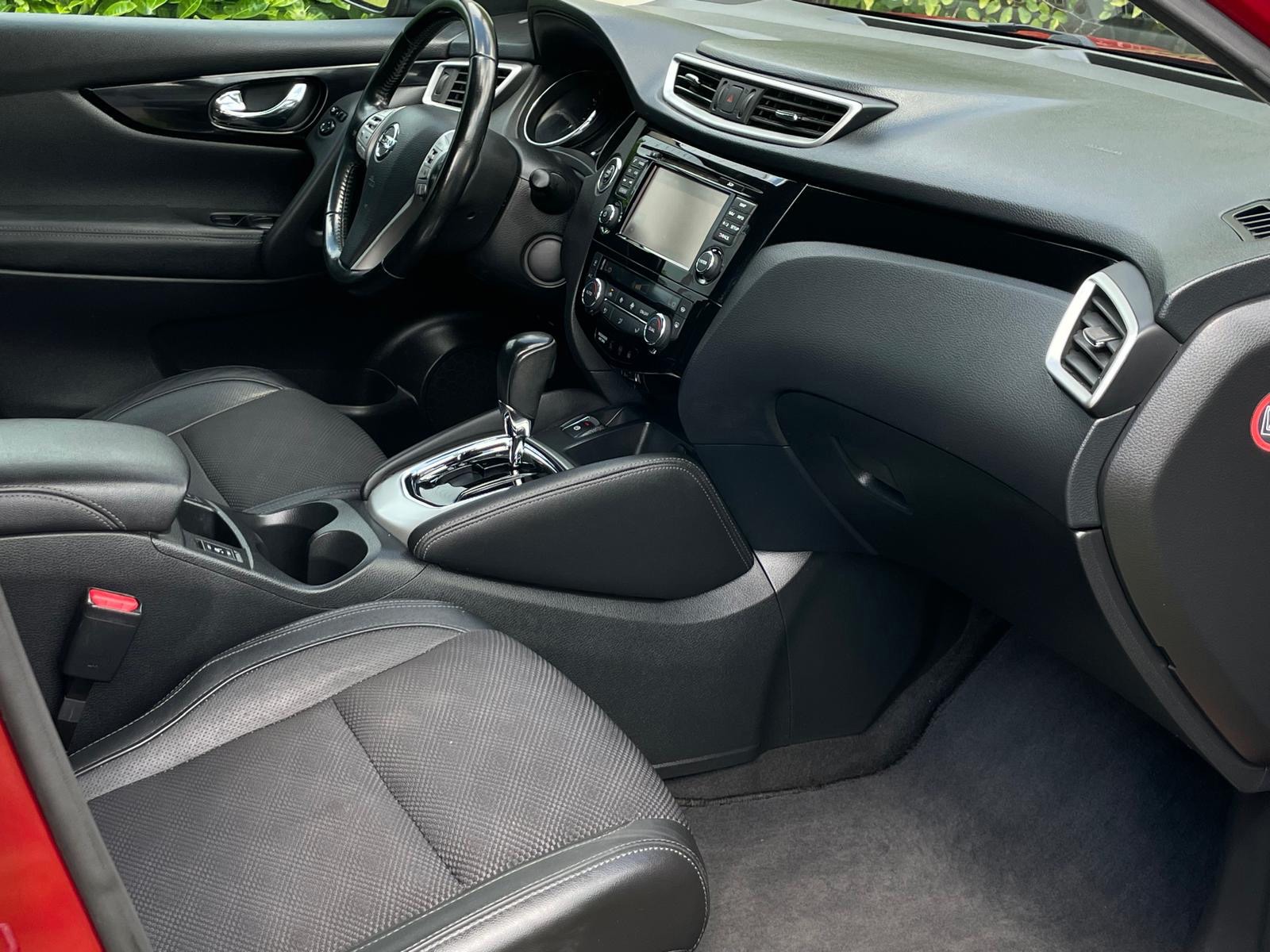 Nissan Qashqai 1.2 N-Connecta (2016), foto 12