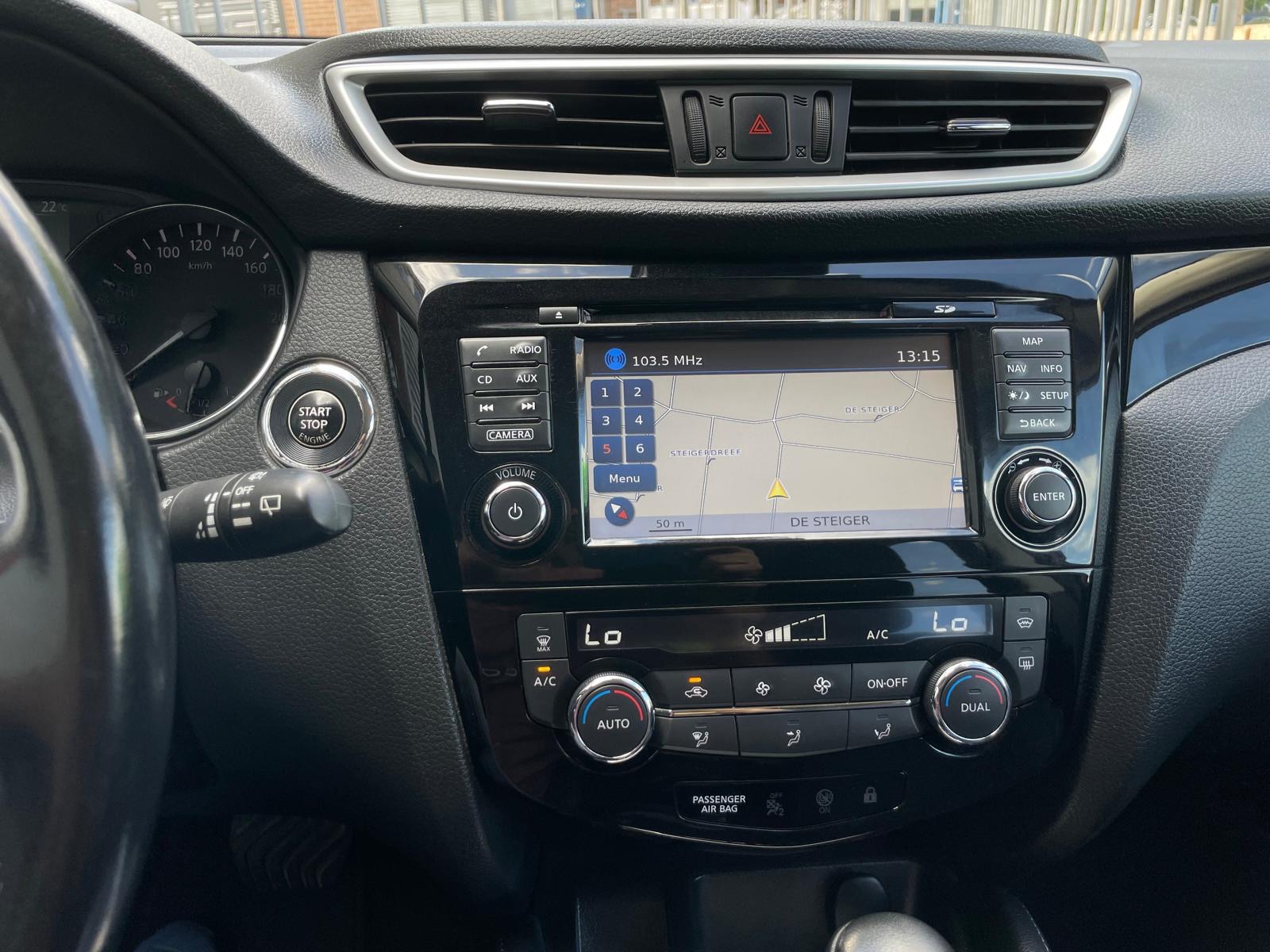 Nissan Qashqai 1.2 N-Connecta (2016), foto 17