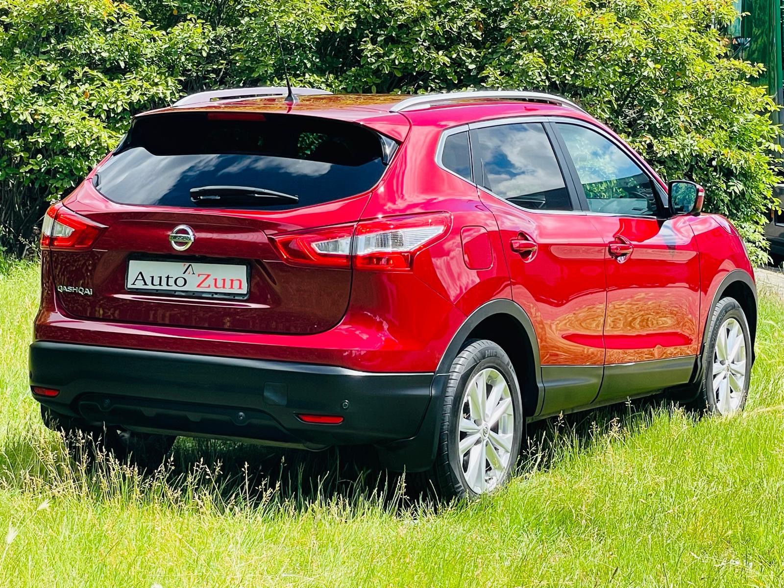 Nissan Qashqai 1.2 N-Connecta (2016), foto 6