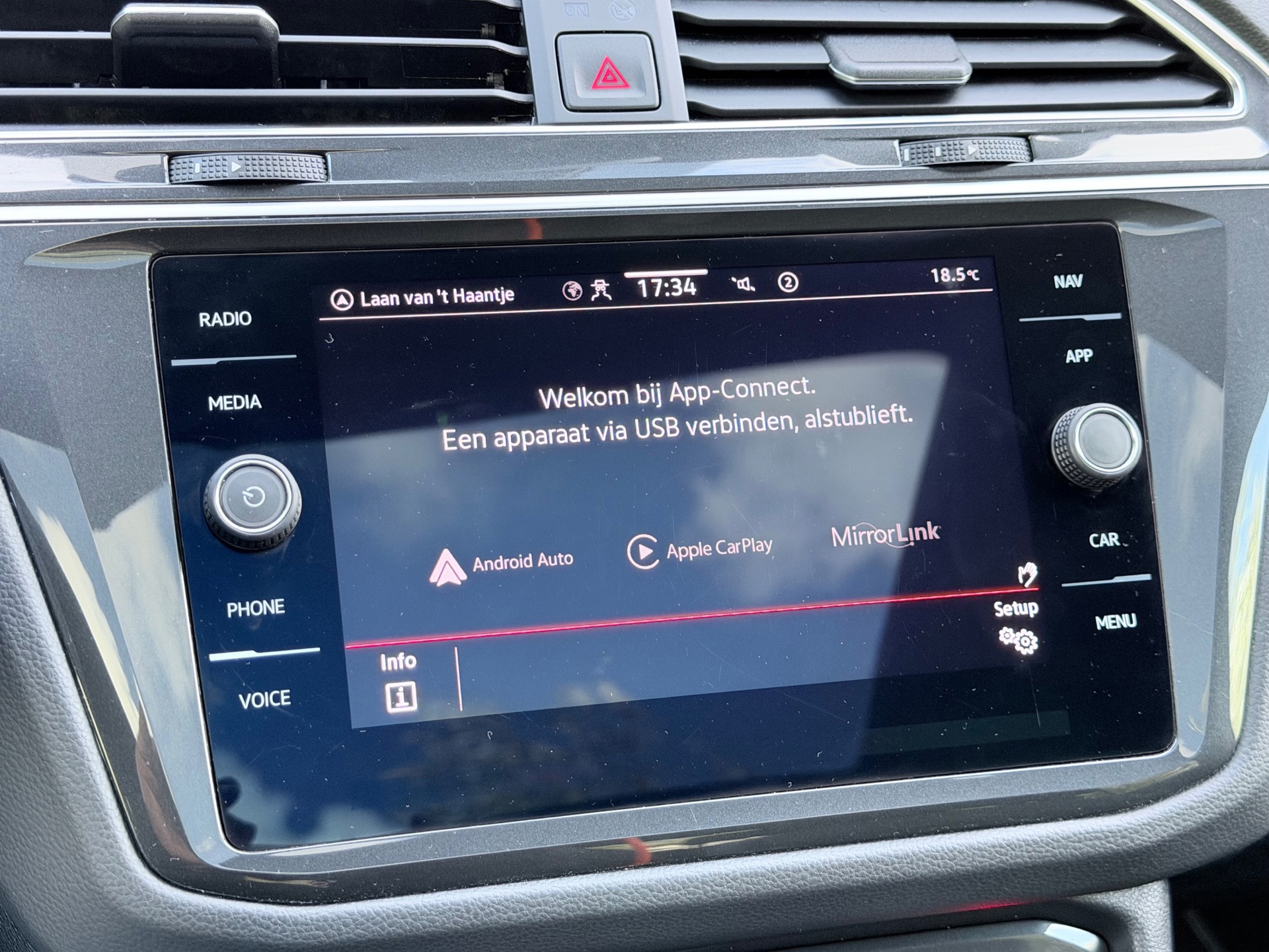 Volkswagen Tiguan 1.5 TSI R-Line (2021), foto 21