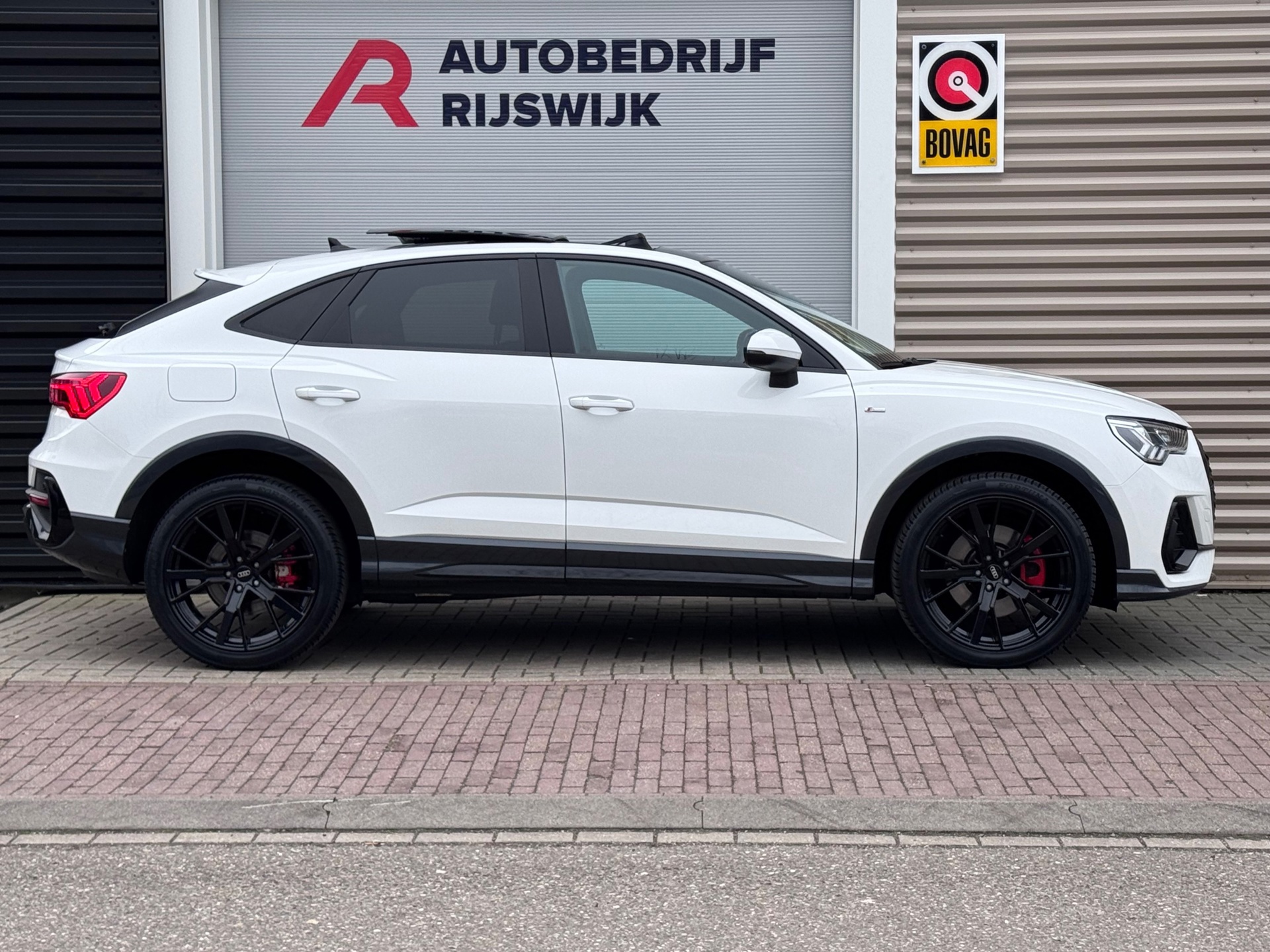 Audi Q3 Sportback 45 TFSI e S Edition (2023), foto 5