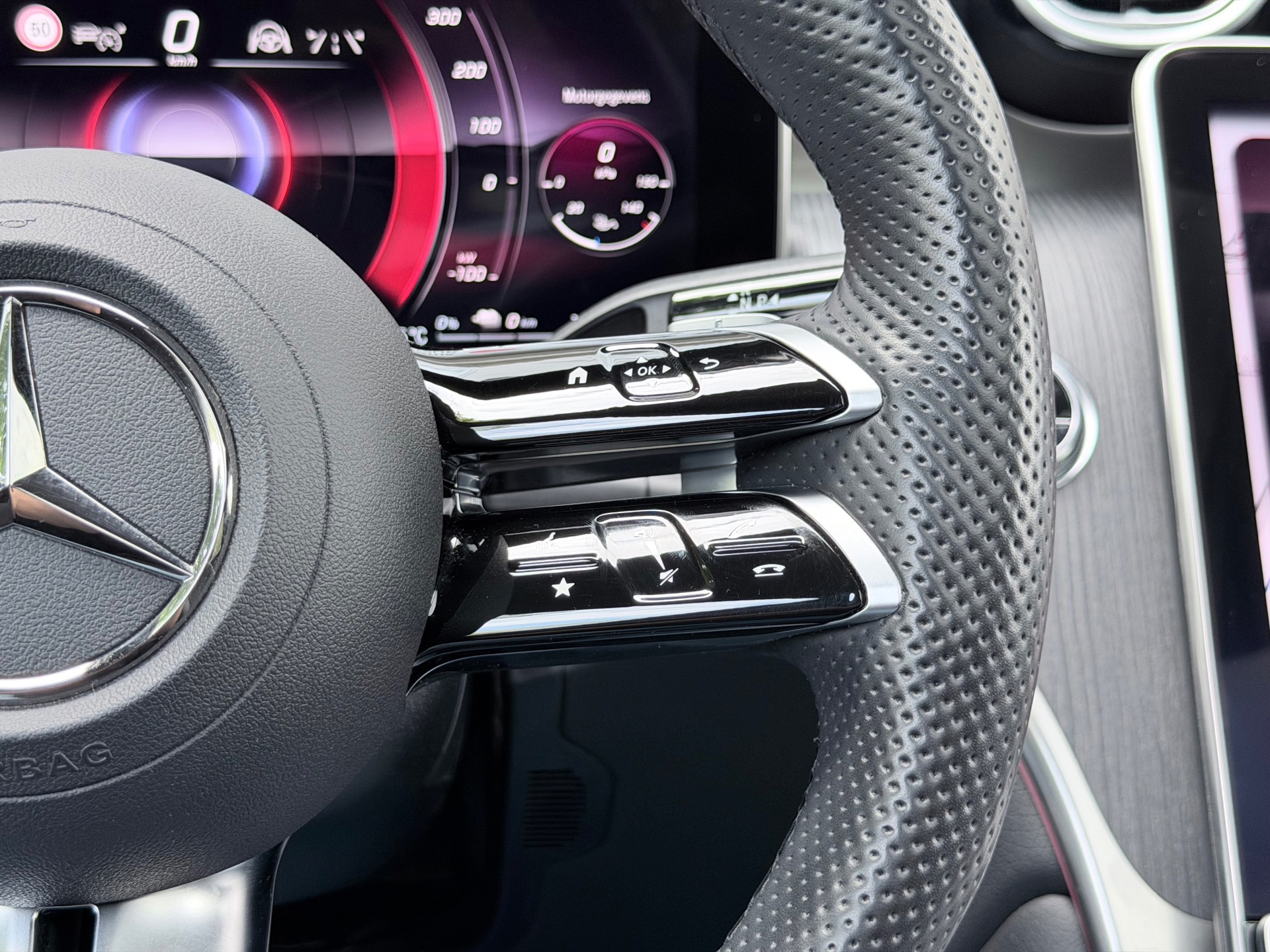 Mercedes-Benz GLC-klasse 400e 4MATIC AMG (2023), foto 18