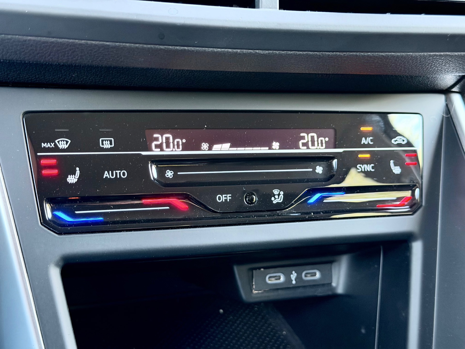 Volkswagen Polo 1.0 TSI Life Camera (2023), foto 16