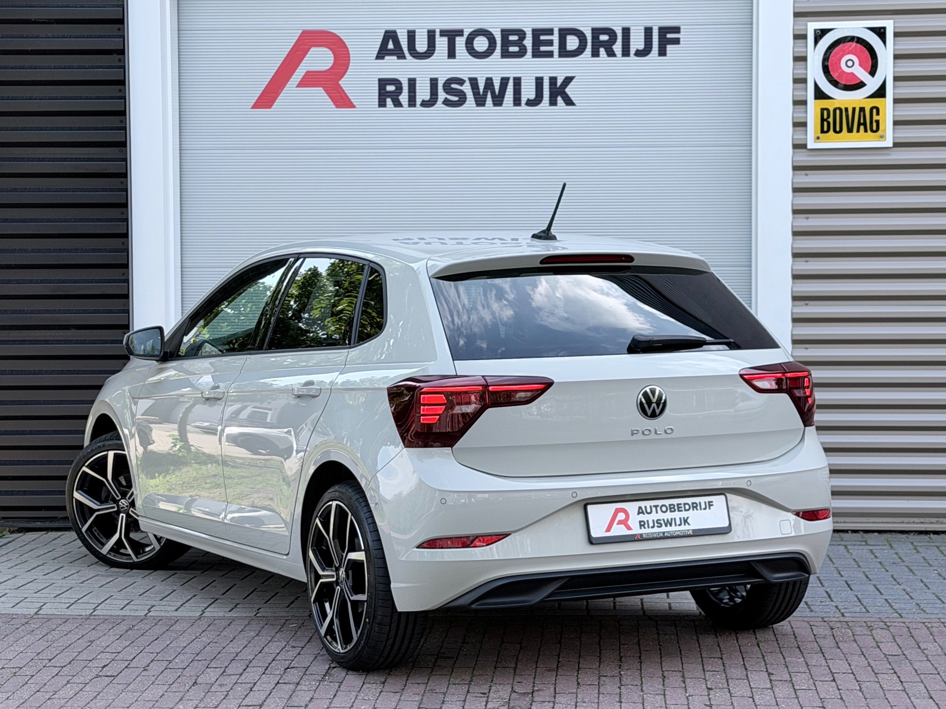 Volkswagen Polo 1.0 TSI Life Camera (2023), foto 3