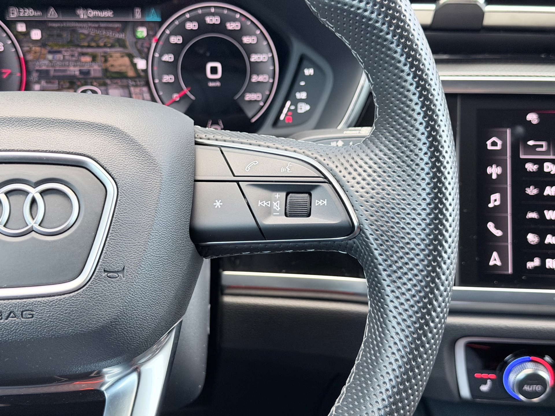 Audi Q3 SPORTBACK 35 TFSI S Edition Competition (2024), foto 18