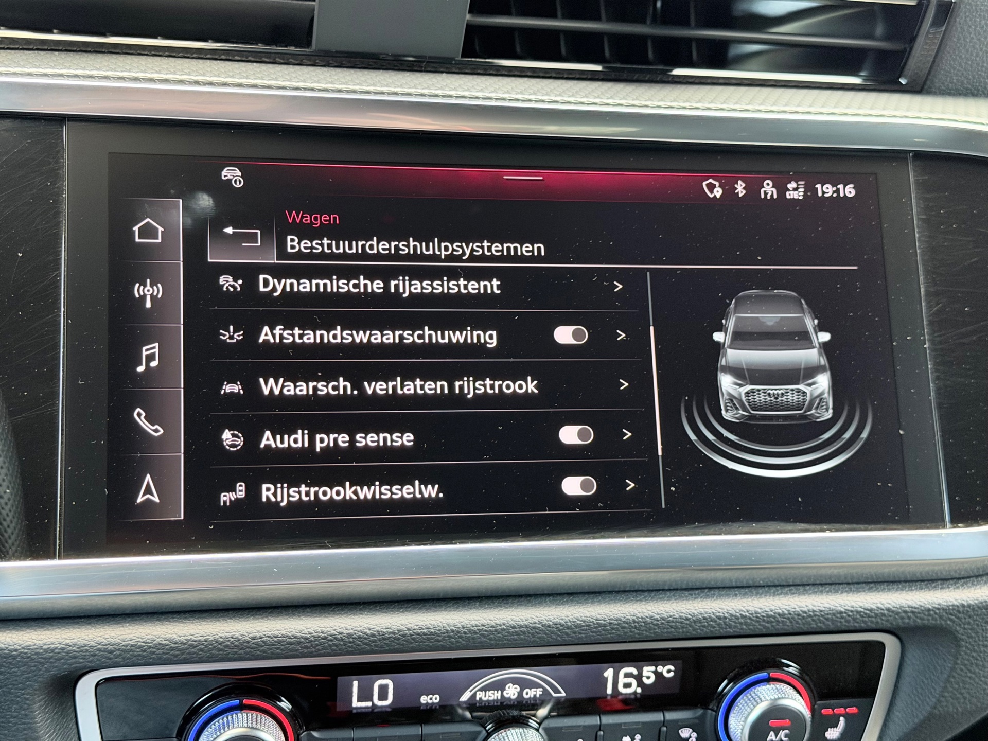 Audi Q3 SPORTBACK 35 TFSI S Edition Competition (2024), foto 26