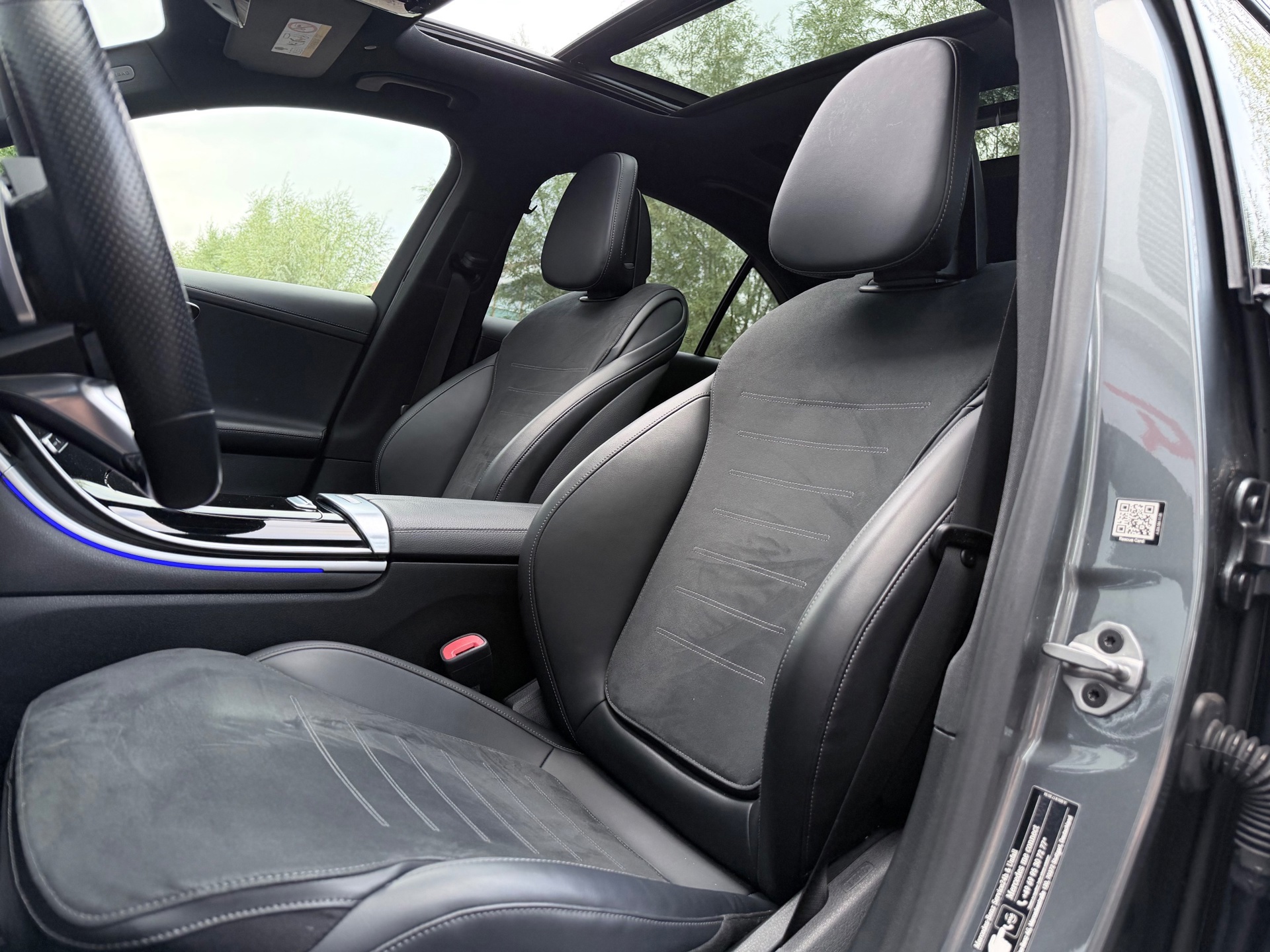 Mercedes-Benz C-klasse 300 AMG Line (2021), foto 11