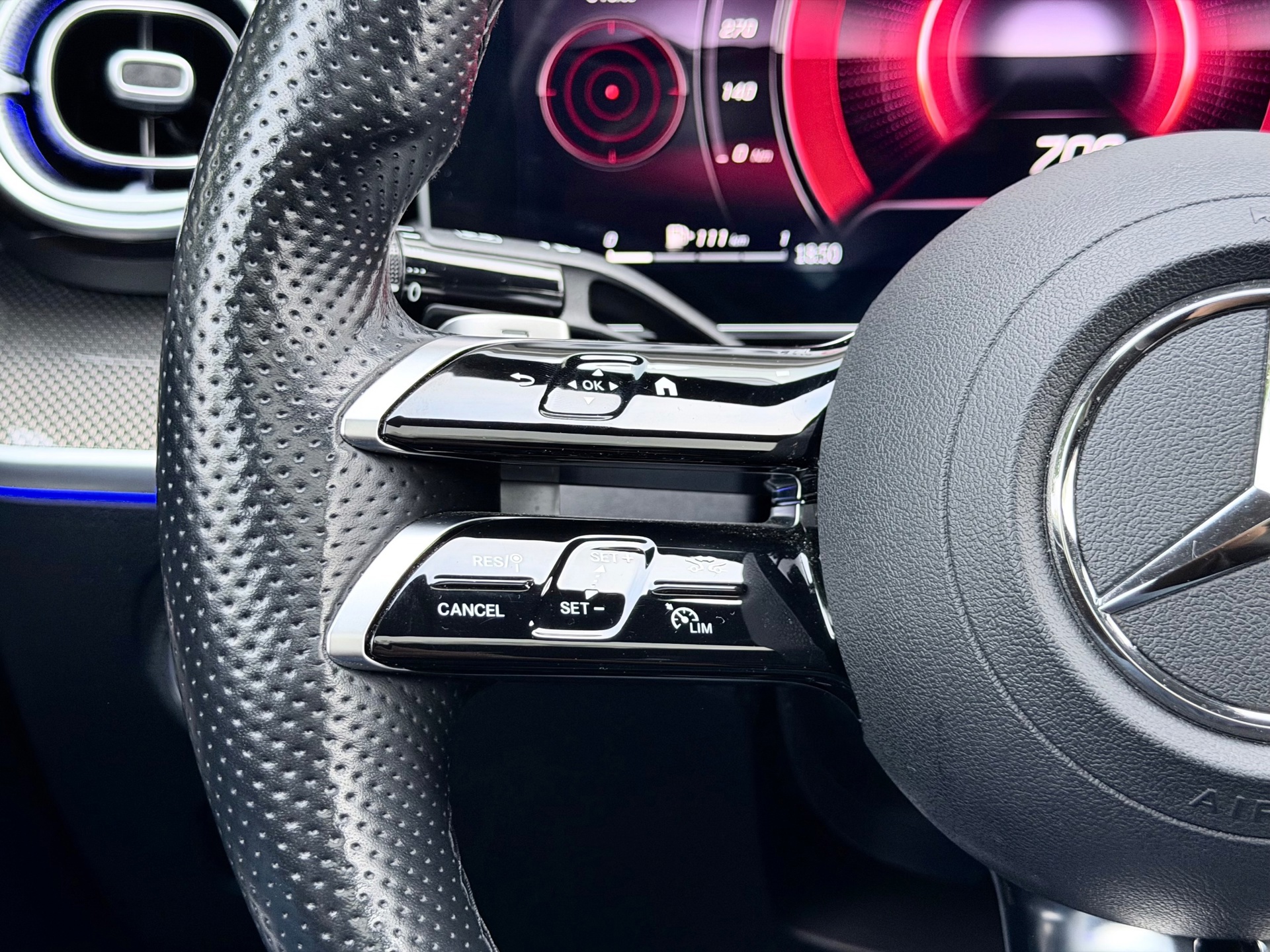Mercedes-Benz C-klasse 300 AMG Line (2021), foto 15