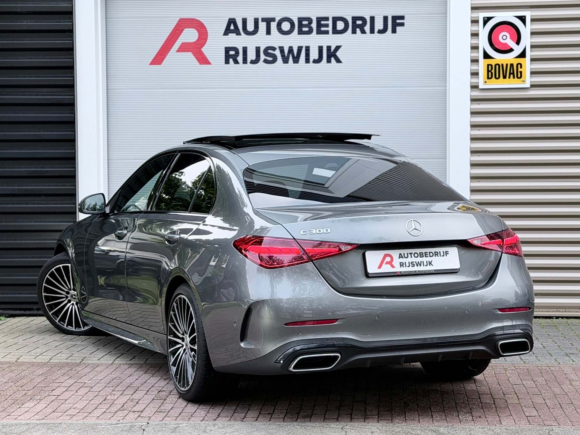 Mercedes-Benz C-klasse 300 AMG Line (2021), foto 3