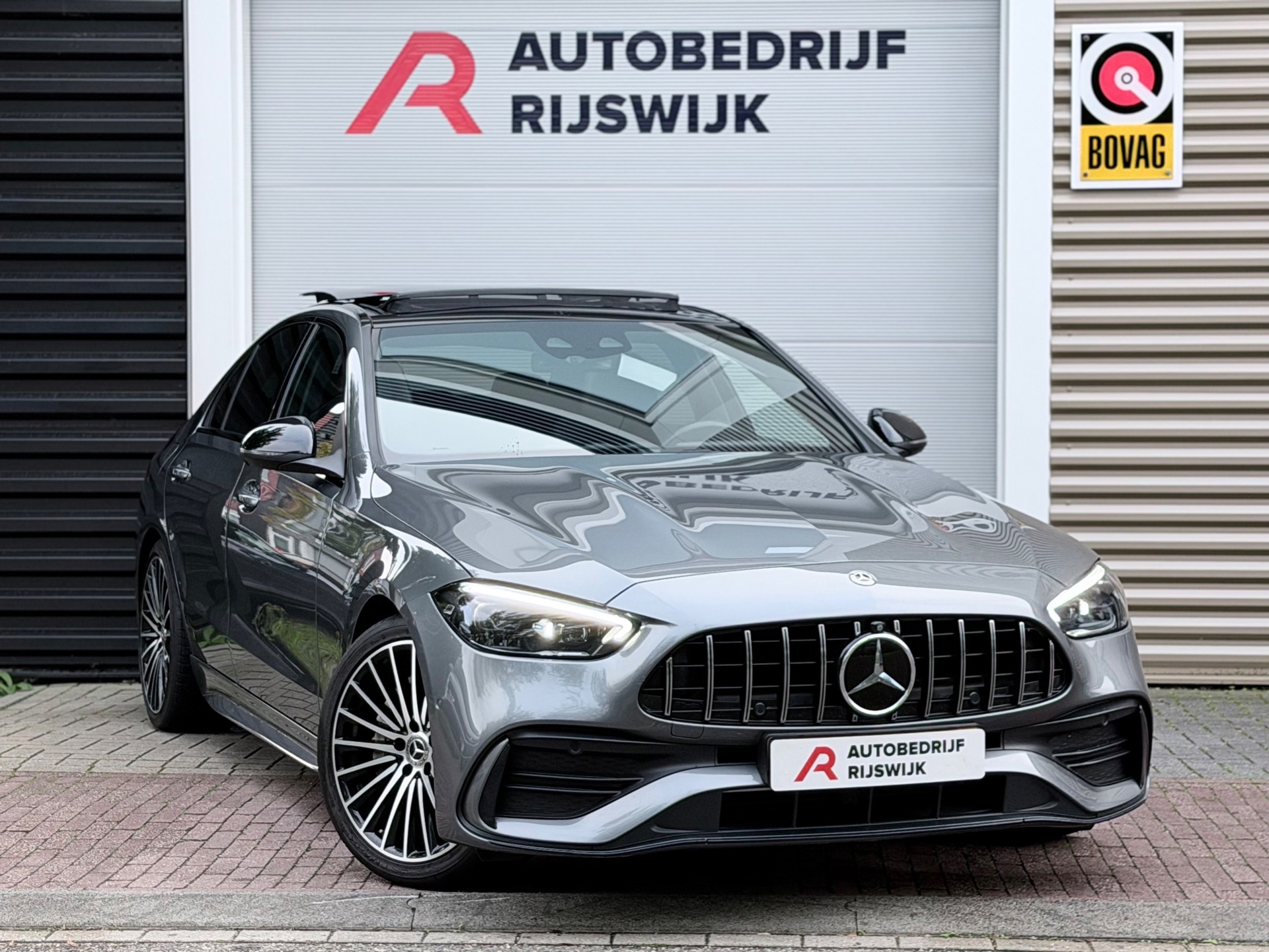 Mercedes-Benz C-klasse 300 AMG Line (2021), foto 9