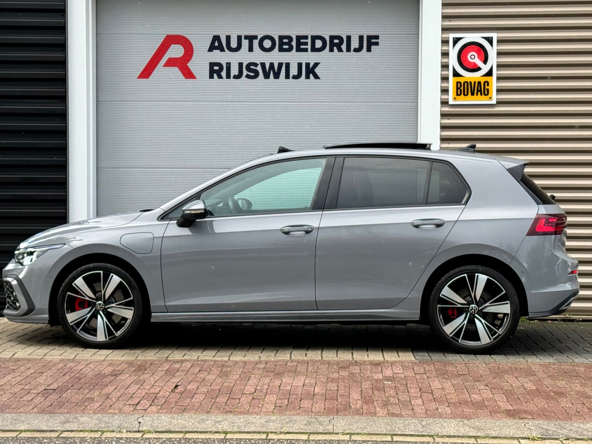 Volkswagen Golf 1.4 eHybrid GTE (2022), foto 2