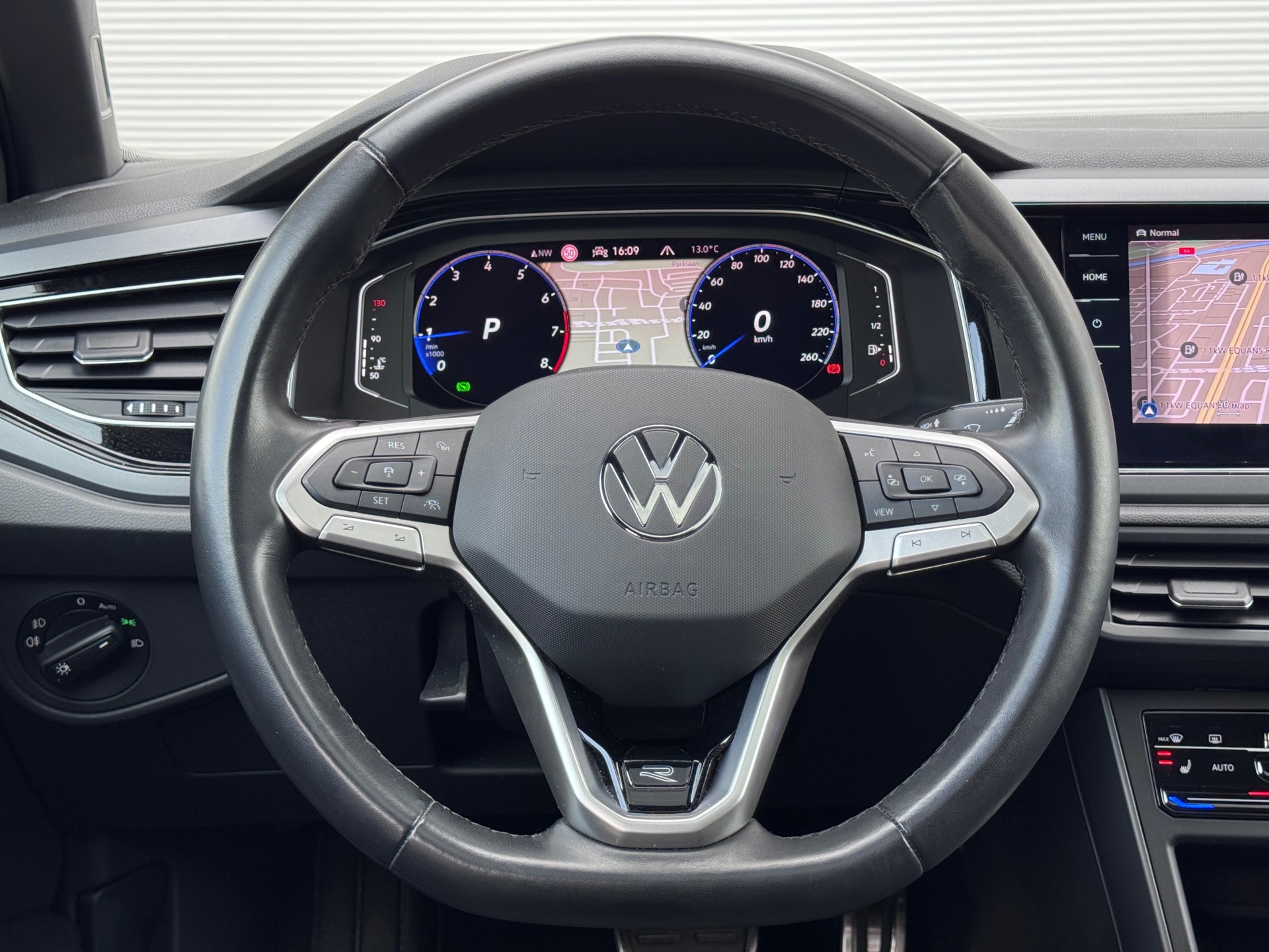 Volkswagen Taigo 1.0 TSI R-Line (2023), foto 13