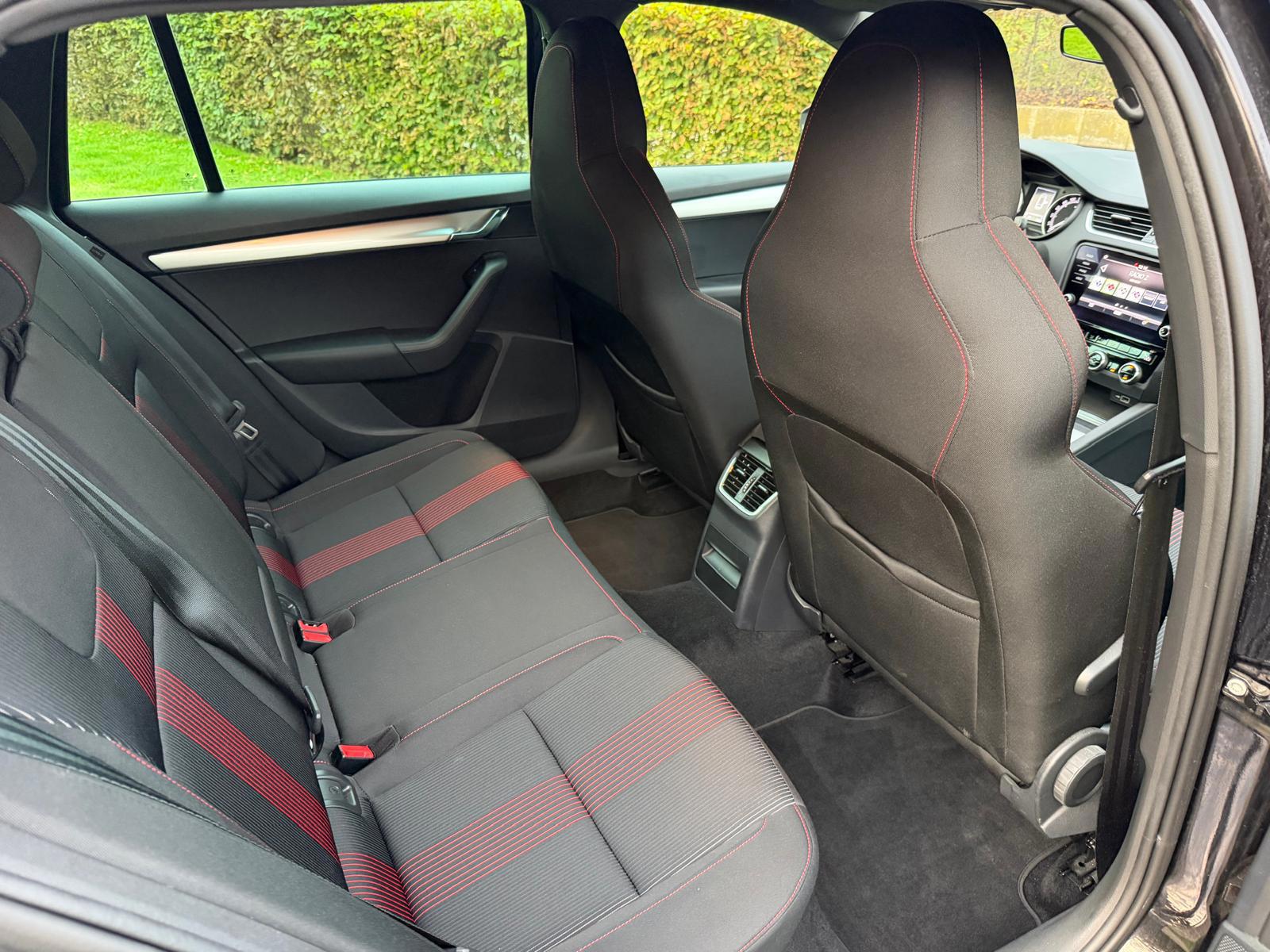 Skoda Octavia Combi 1.5 TSI Greentech Sport Business-NL auto-1 (2020), foto 12