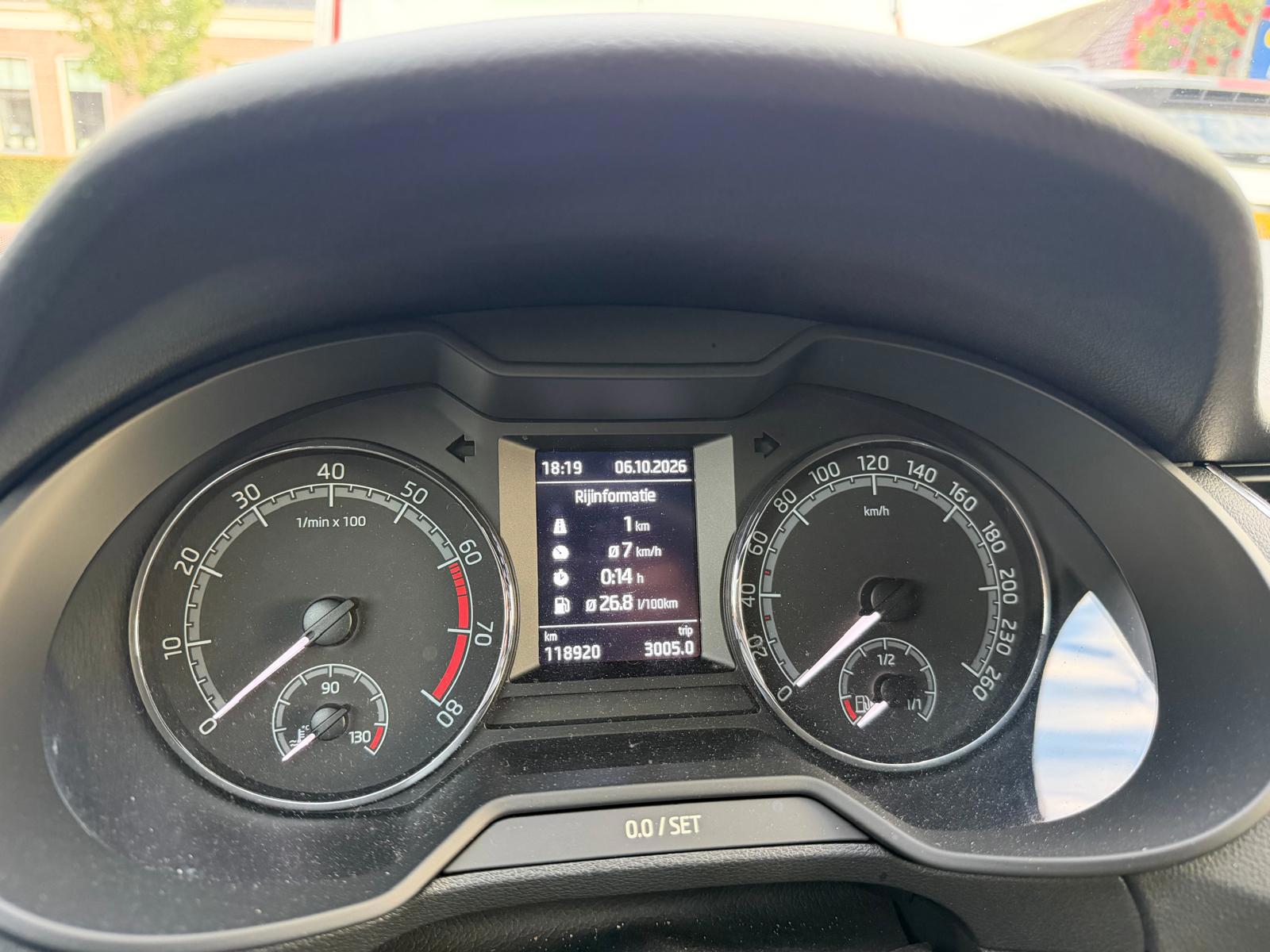 Skoda Octavia Combi 1.5 TSI Greentech Sport Business-NL auto-1 (2020), foto 28