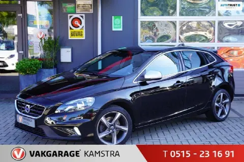 Volvo V40 2.0 T3 152PK R-Design (2016)