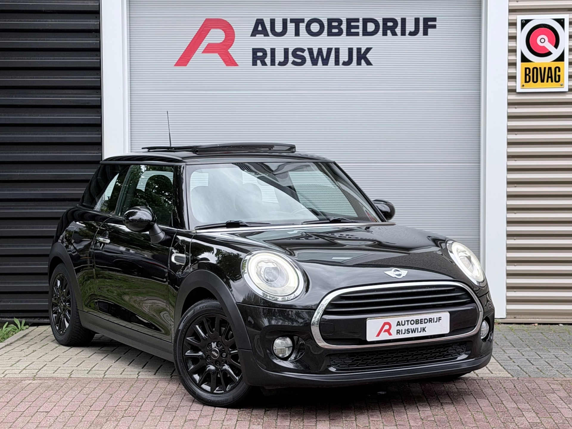 Mini 3-Deurs 1.5 Cooper Chili Business (2018), foto 6