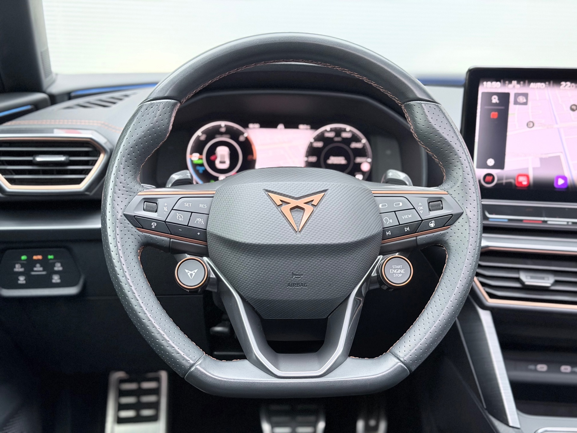 CUPRA Leon 1.4 e-Hybrid VZ Performance Schaal (2023), foto 13