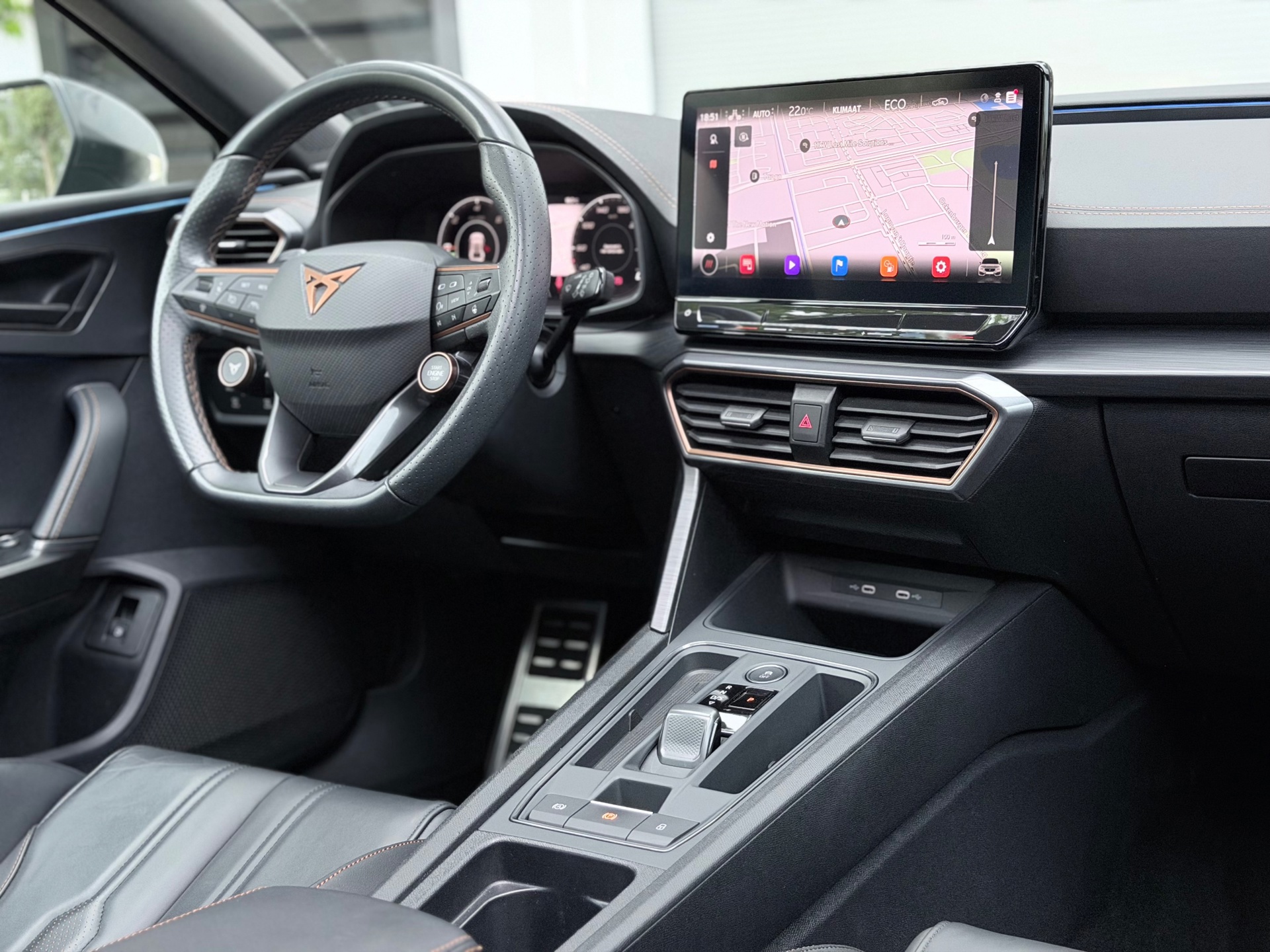 CUPRA Leon 1.4 e-Hybrid VZ Performance Schaal (2023), foto 16