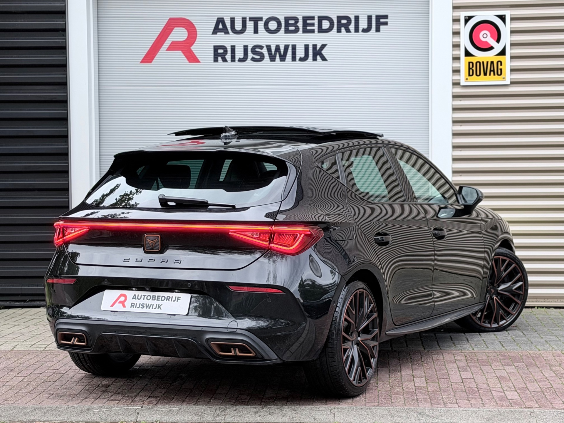 CUPRA Leon 1.4 e-Hybrid VZ Performance Schaal (2023), foto 4