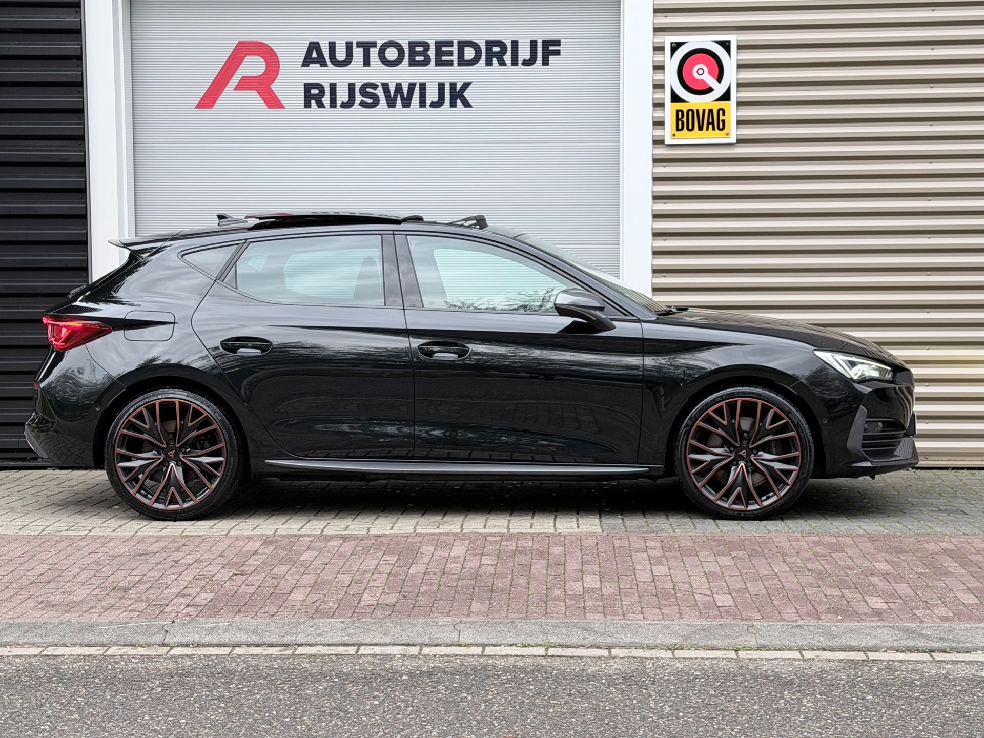CUPRA Leon 1.4 e-Hybrid VZ Performance Schaal (2023), foto 5